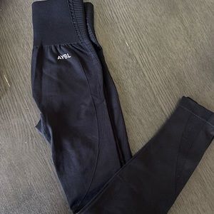 AYBL Balance V2 Seamless Leggings- Black